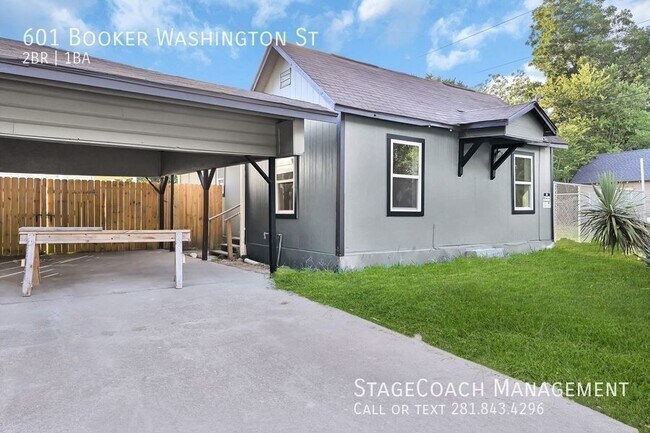 Photo - 601 Booker T Washington St