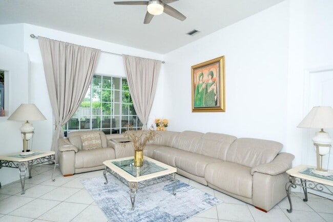 Photo - 1814 Wisteria St