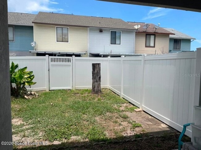 Photo - 290 Marion Pl