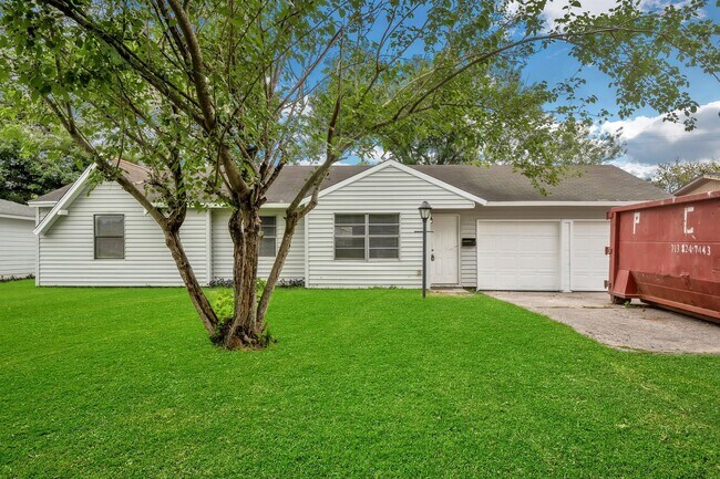 Photo - 1226 Havner Ln