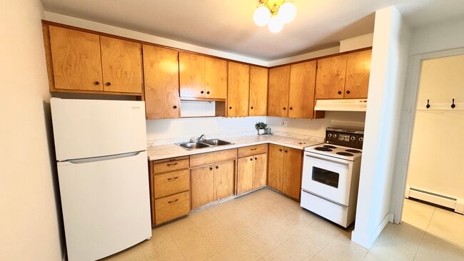 Photo - 135 Chandler Dr