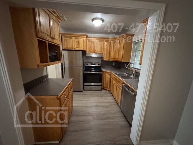 Photo - 5117 Lexington Ave
