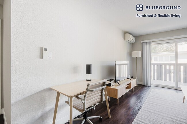 Photo - 655 S Fair Oaks Ave Unit FL3-ID1775