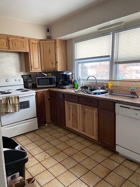 Photo - 1335 Knollwood Ave
