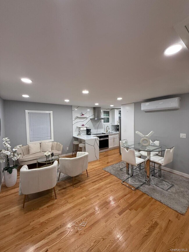 Photo - 2131 Mohansic Ave House