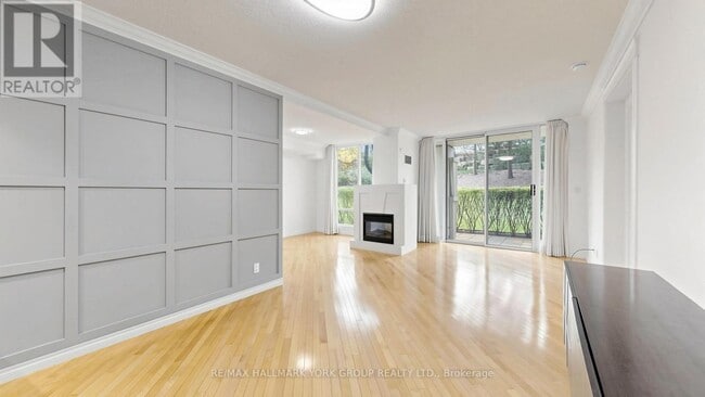 Photo - 18 William Carson Crescent Unit 120