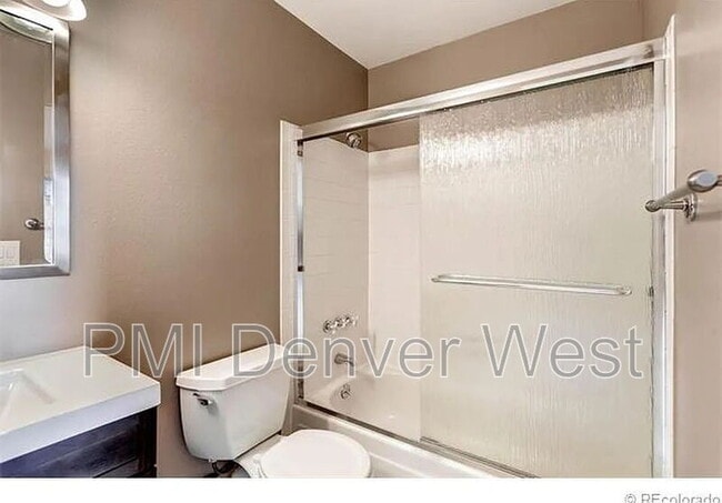 Photo - 381 S Ames St