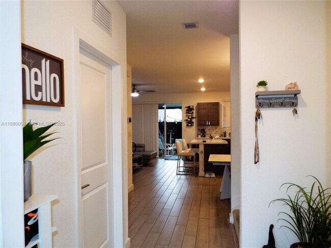 Photo - 2363 SE 11th St