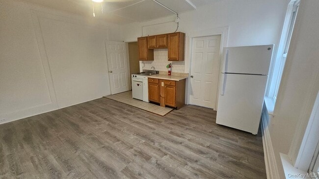 Photo - 455 Main St Unit 1