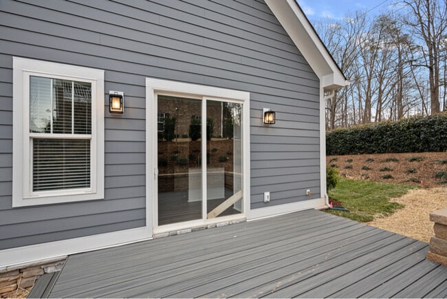 Photo - 805 Naples Dr