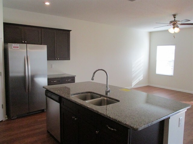 Photo - 8179 Radican Rd
