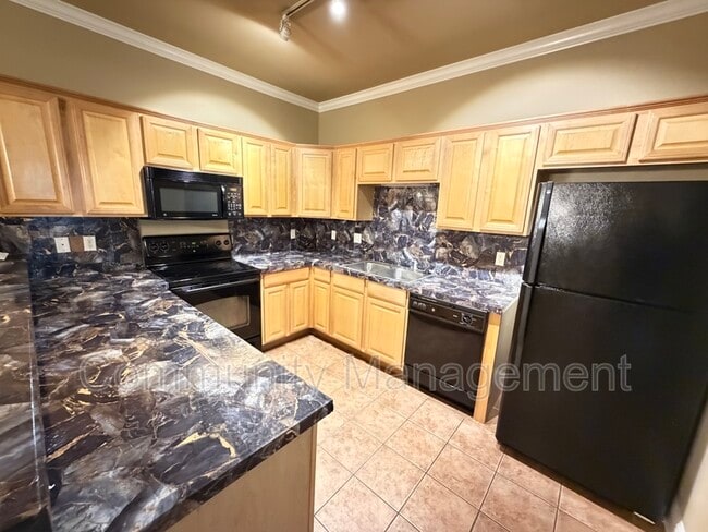 Building Photo - 809 Summer Breeze Dr Unit Apt 302