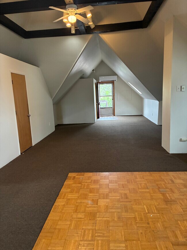 Photo - 108 E Main St