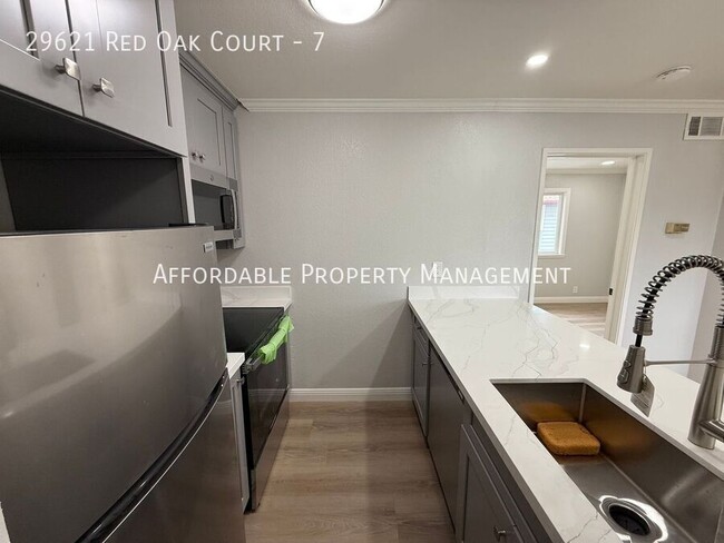 Photo - 29621 Red Oak Ct Unit 7