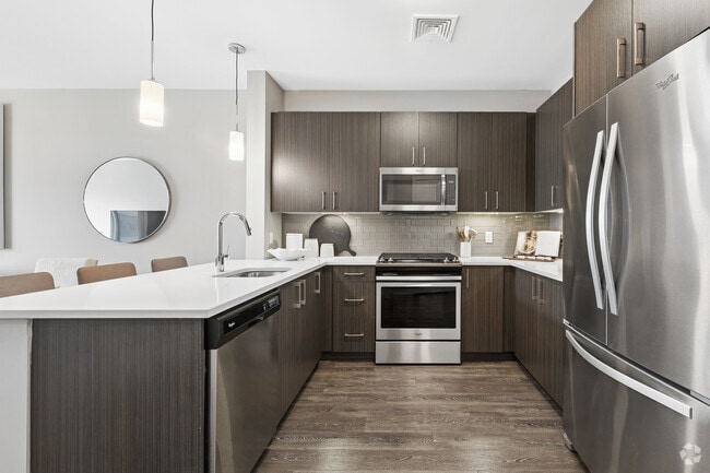 1BR, 1BA - 818SF - Kitchen