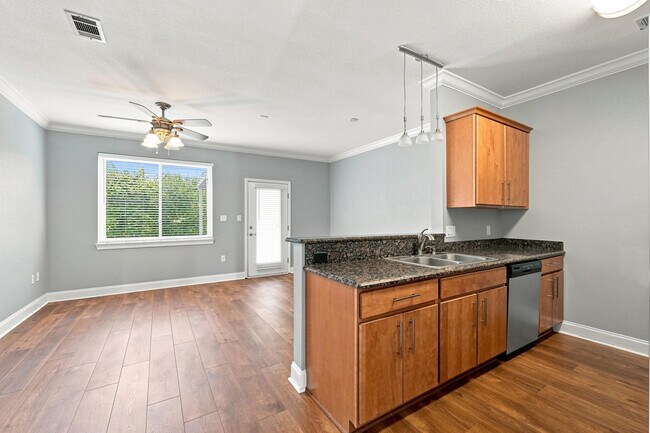 530 Valparaiso Pkwy