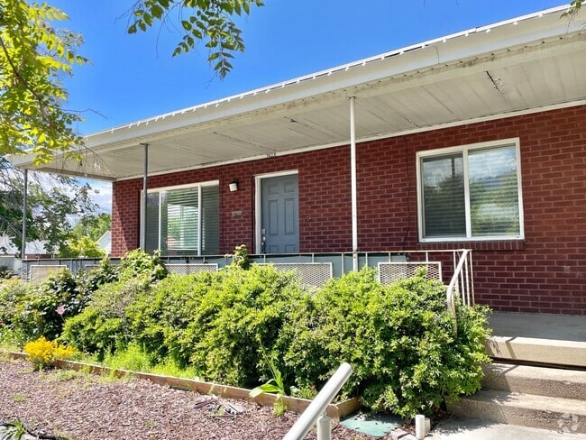 Building Photo - 1700 E. Unit 2568 S. Rental