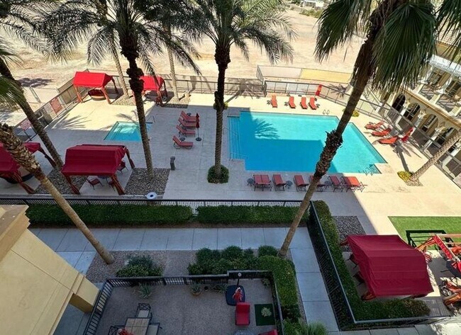 Photo - Luxurious condo offers an unparalleled res...