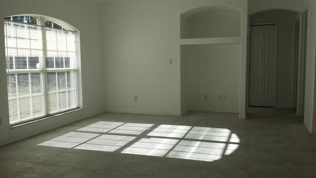Photo - North Biscayne 3/2/2 / NEW PRICE / $ 1800