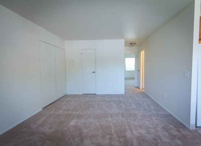 Harris Park Apts