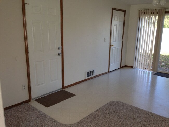 Photo - moojoh01 4212-4214 47th Ave NE Unit 4214