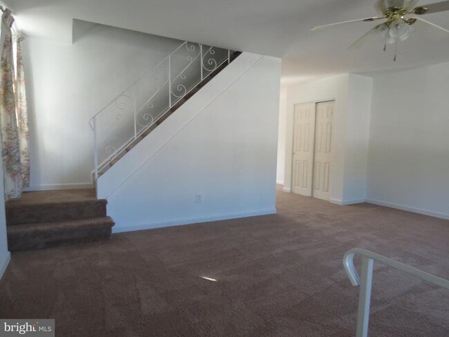 Photo - 12839 Elnora Rd