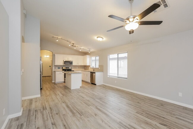 Photo - 953 E Greenlee Ave