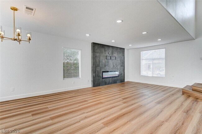 Photo - 2817 Via Florentine St