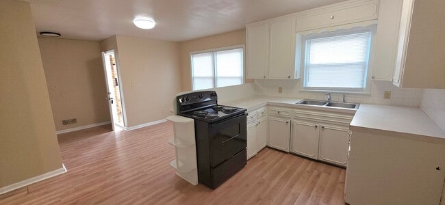 Photo - 1930 S Fremont Ave Unidad Fremont 1930