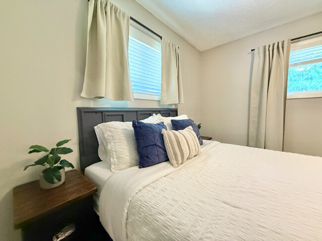 Photo - 9515 SW Edgewood St