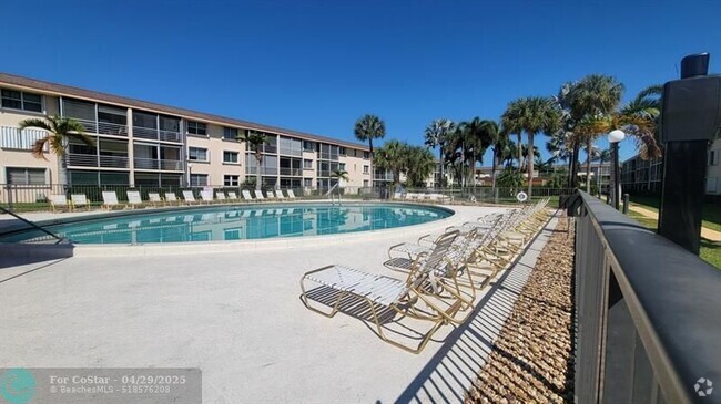 Building Photo - 4500 N Federal Hwy Unit 357 Rental
