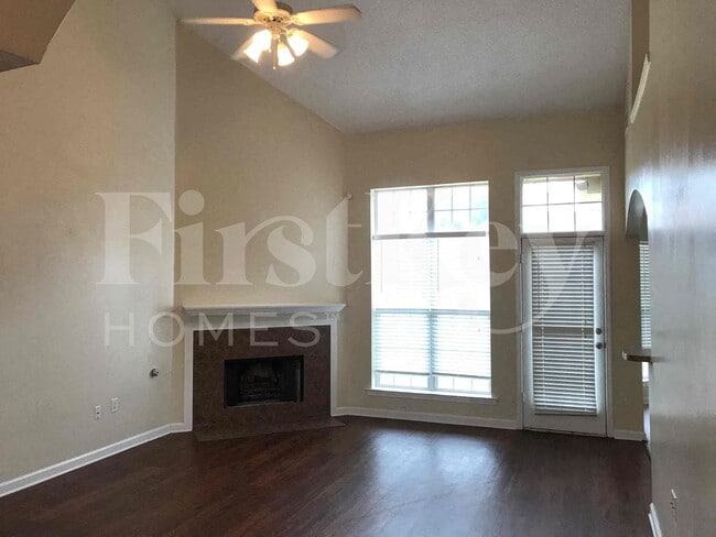 Photo - 7142 Queens Crown Ct