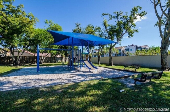 Photo - 6635 NW 173rd Ln
