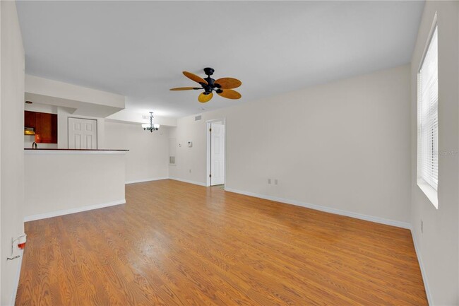 Photo - 3012 Parkway Blvd Unit 303