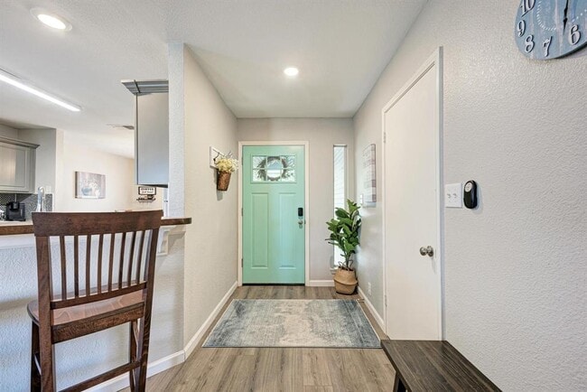 Photo - 2022 Balsam Way