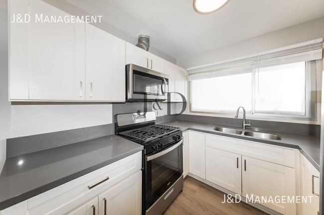 Photo - 6245 Stanley Ave Unidad N