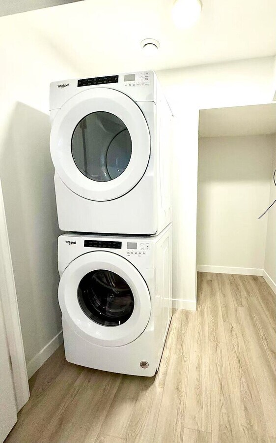 Photo - 3118 Dixon Lndg SW