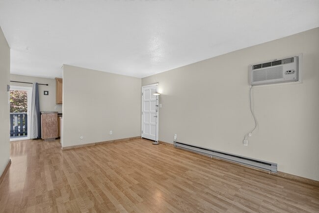Photo - 835 Bing Dr