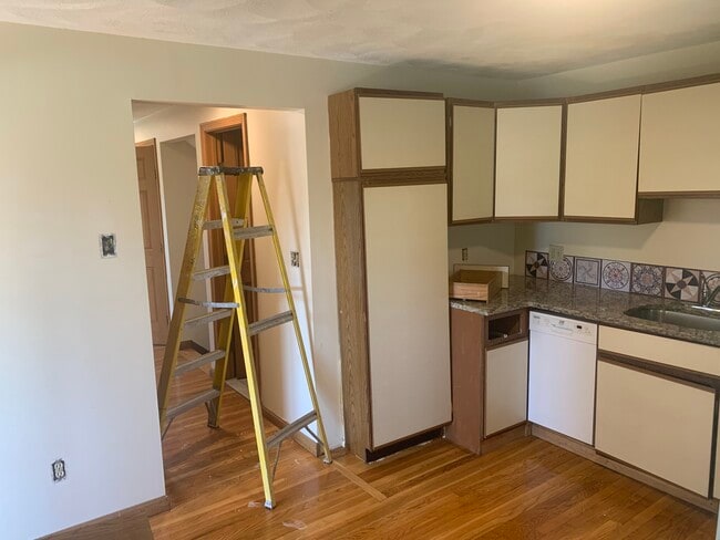 Photo - 60 Vineland St Unit 1