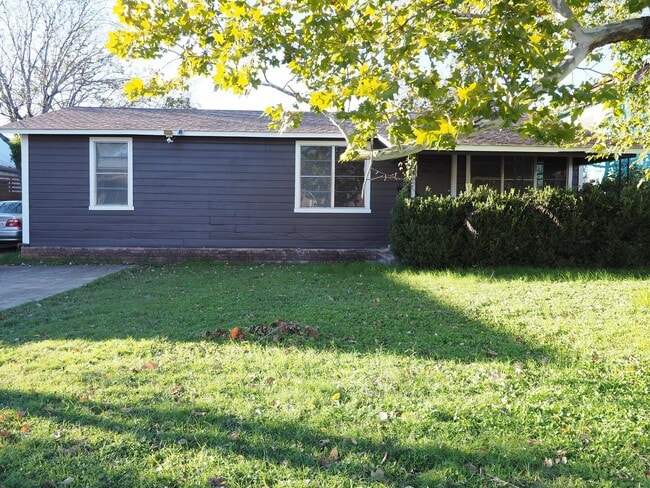 4508 Bennett Ave Unit A