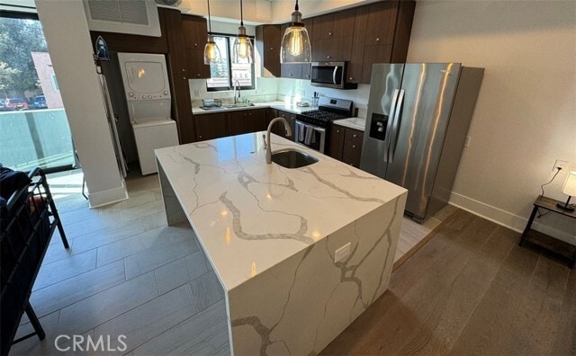 Photo - 924 N Grand Ave