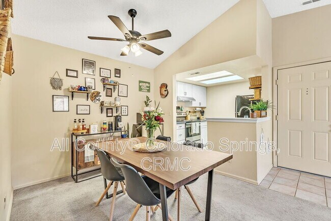 Photo - 916 Tenderfoot Hill Rd Unit 203