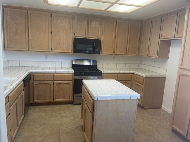 Photo - 3 Bedroom 3 Bath Home in West Natomas