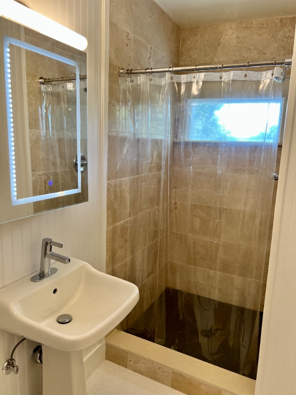 Photo - 203 N Dillard St