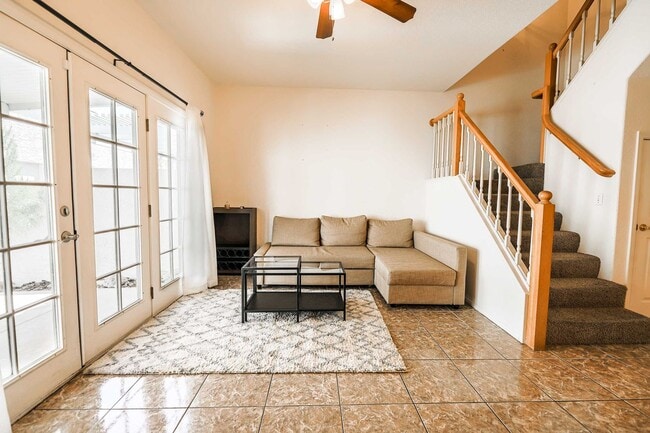 Photo - Cute FURNISHED 2 Bedroom Condo FOR RENT!