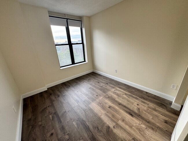 Photo - 1124 Boylston St Unit 604