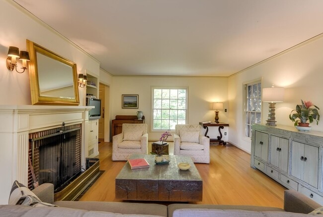 Photo - Beautiful Dream Home in the Southwest Hills! Call now to live amongst the trees!