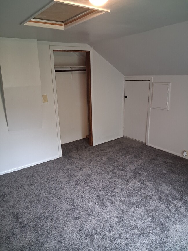804 Ferry St Unit 804 1/2 Ferry Street