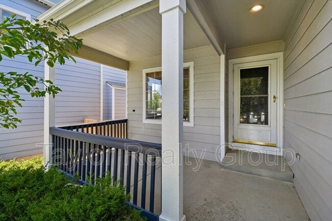 Photo - 8728 Starwood Ln