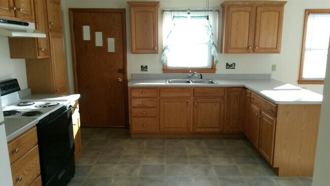 Photo - 806 Madison St